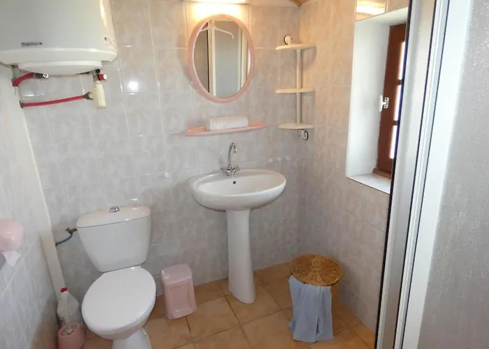 Maison Vendéenne Avec Jardin Clos, à 700m, Animaux Admis - 4 Pers - Fr-1-540-308